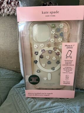 kate spade New York Clear Floral MagSafe iPhone 6.1" Case - White, Pink, Purple